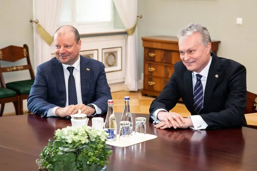 saulius skvernelis ir gitanas nauseda