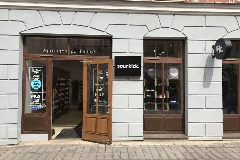 sour pagrindine
