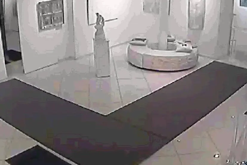 sr