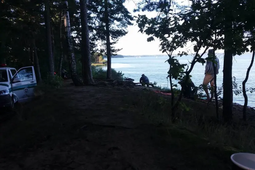 sujudimas prie jachtklubo