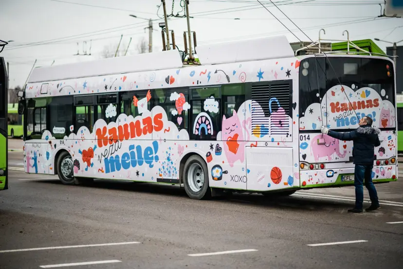sventinis troleibusas