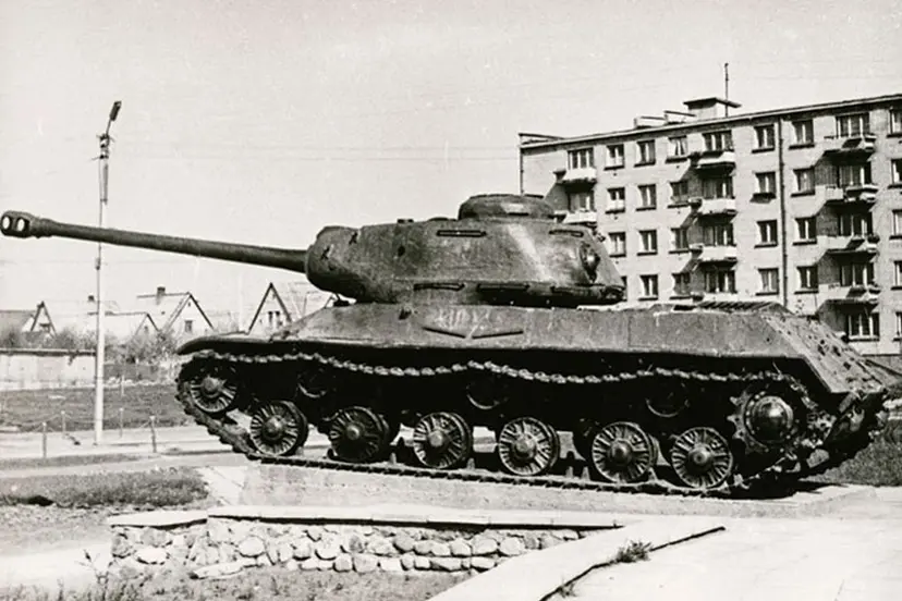tankutis 01