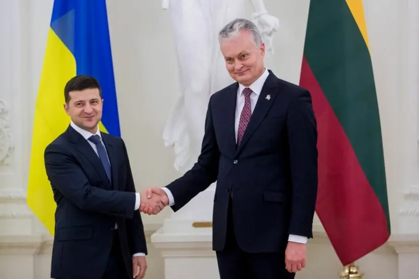 volodymyras zelenskis gitanas nauseda 82893071