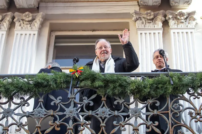 vytautas landsbergis 80387697