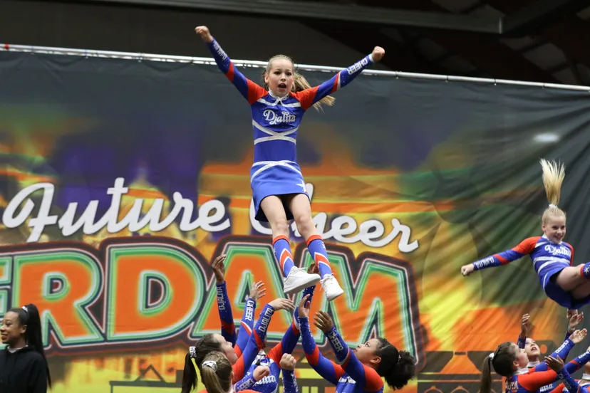 djalita cheerleading