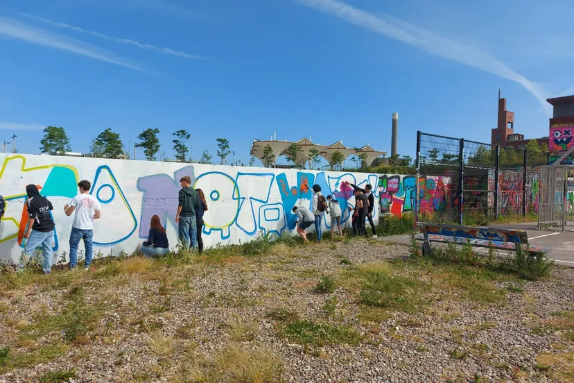 leerlingen lrcollege maken graffititkunst foto tomas sabatello