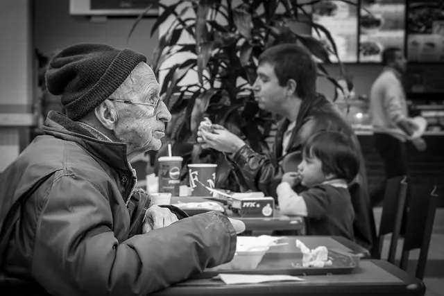 11317715623 e27537b3f3 z