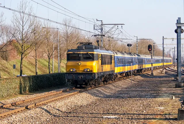 16268082188 32d9e2405d z