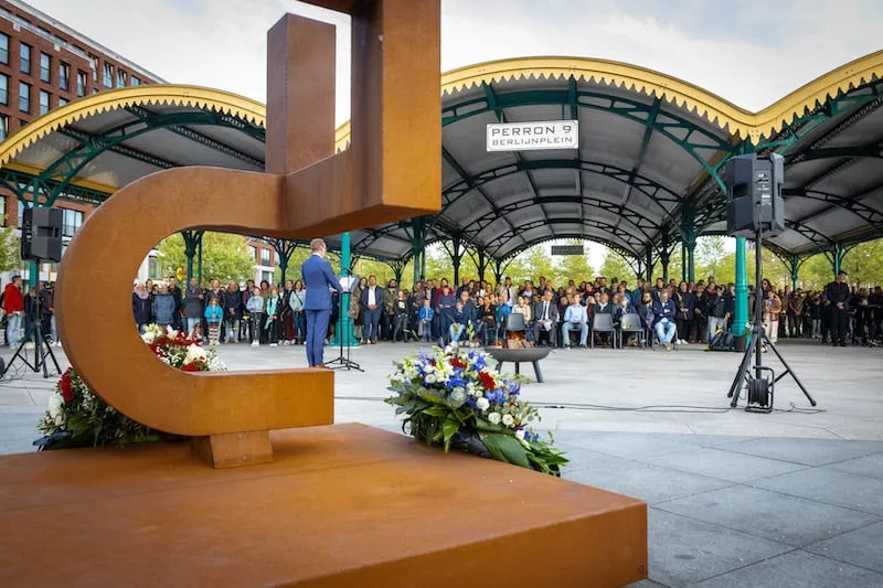 202205042006 jvb 5503 1 2