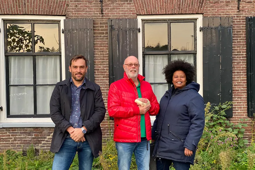 97dae0dd 9f8d 432d b317 faff66daa2f3