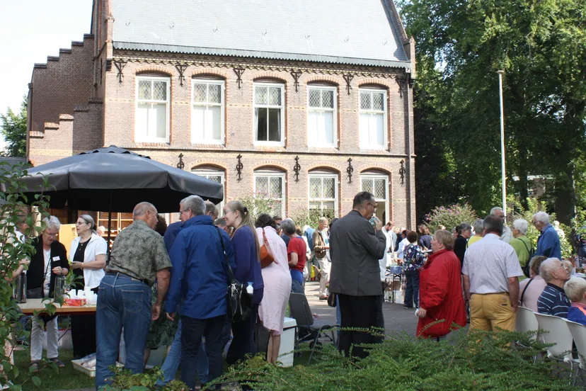 brocante markt 11 sept 2022 img 23571662921223477