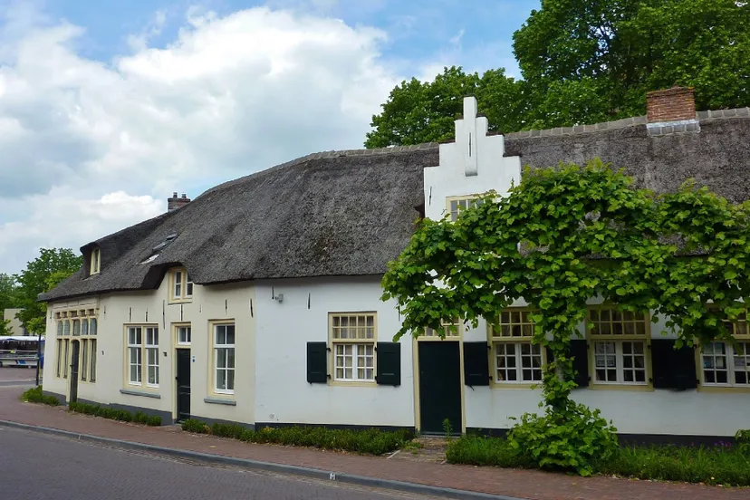 broederschapshuisjes