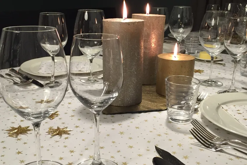 christmas table 1111266 1920