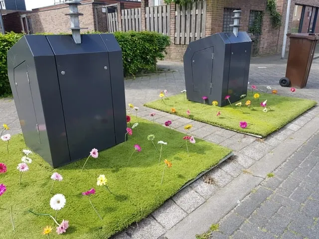 d2b958f5 7cd4 4f51 b3c4 fada47691d0a