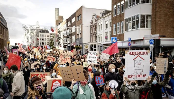 honderden demonstranten bij woonprotest in utrecht 715x408 1