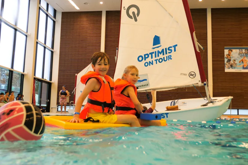 optimist on tour in zwembad safari 4