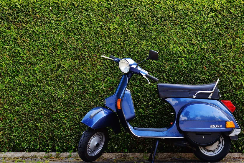 vespa gb8242d12c 1920