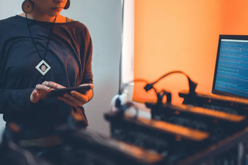 victorumeche-crypto-mining-7088575_1920