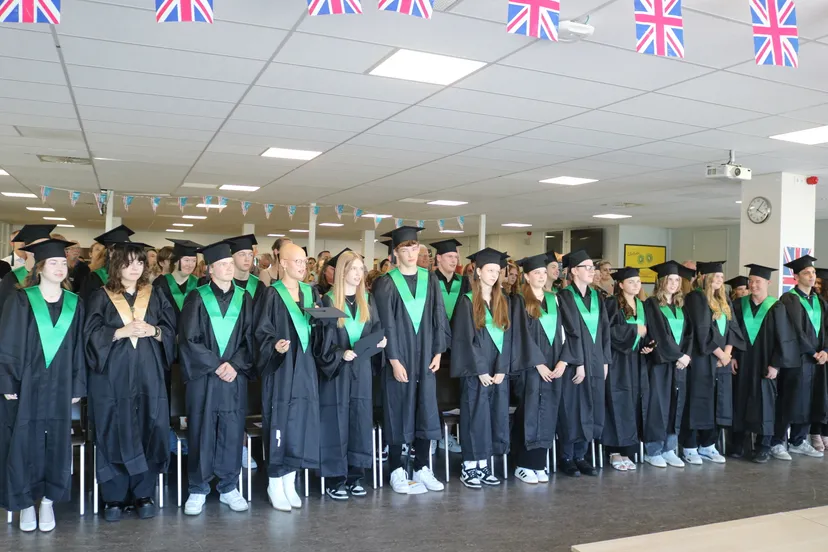 alle leerlingen geslaagd voor cambridge english aeres vmbo lelystad