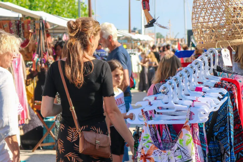 de lelystadse hippiemarkt