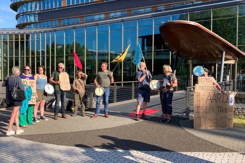 demonstratie provinciehuis 1 xr