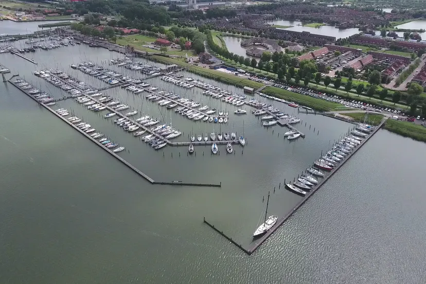 jachthaven lelystad haven