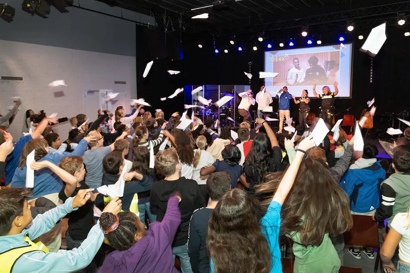 kapot sterk fotostudio wierd