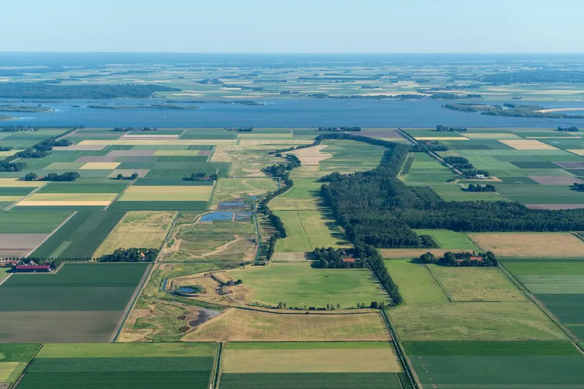 luchtfoto schokland prov flevoland