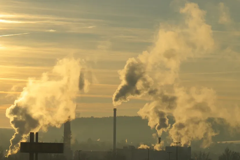 milieu industrie hans via pixabay