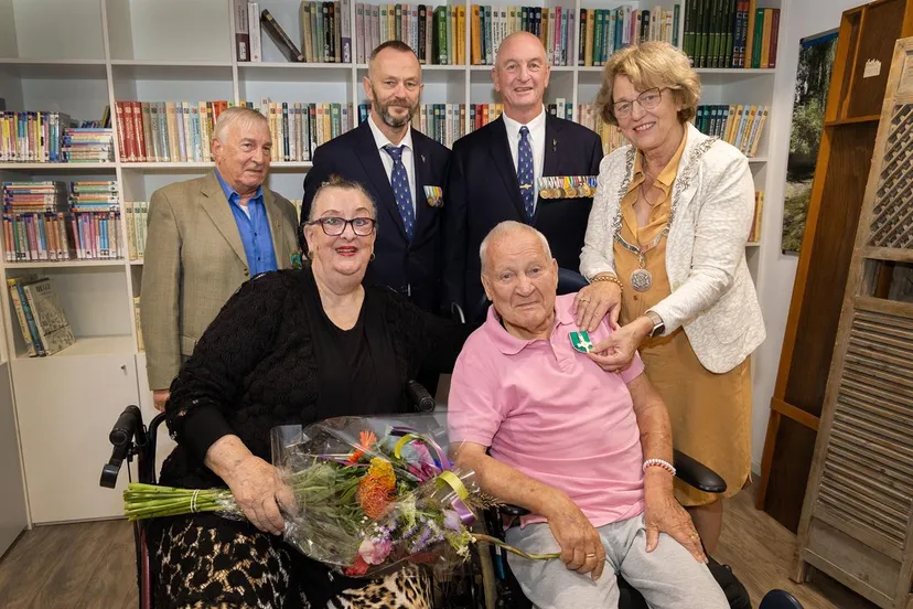 uitreiking militaire medaille