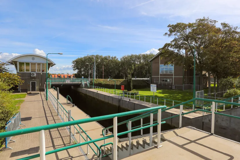 urkersluis prov flevoland
