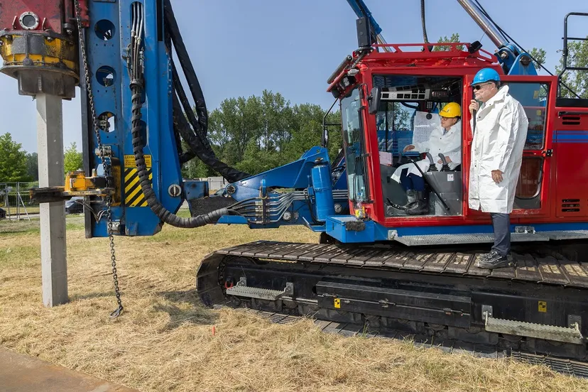 wethouder grimbergen 1e paal techcampus tof