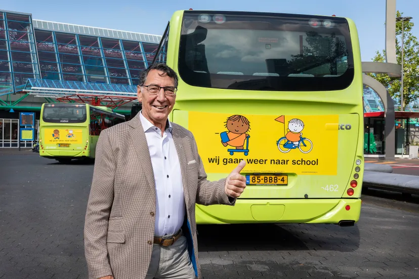 wij gaan weer naar school