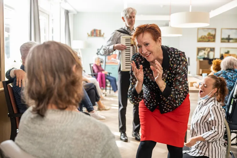 woonzorg t landleven loes luca