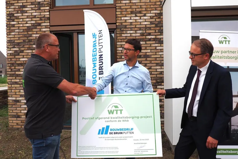 wtt feliciteert de bruin putten