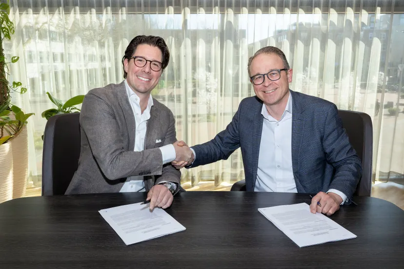 ondertekening internationale campus lelystad fotostudio wierd