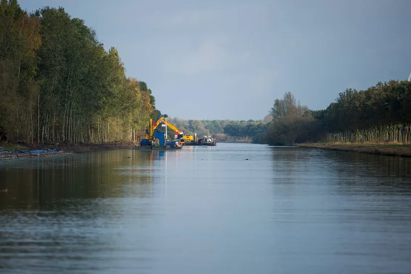 werkzaamheden oever hoge vaart prov flevoland