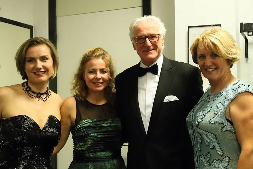 12207999 903279889754144 268099867 n