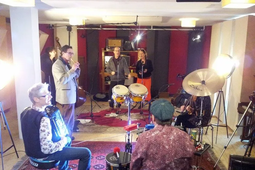 23548208 1959572894071056 1258741074 n