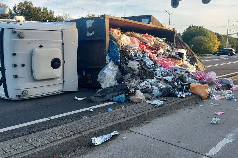 2cccfc41 b3ca 48e9 bb63 bc787b9b43f3