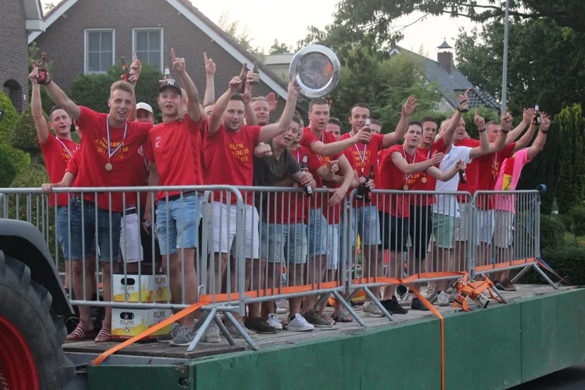 33992739 1527811463995479 4427403699198885888 o