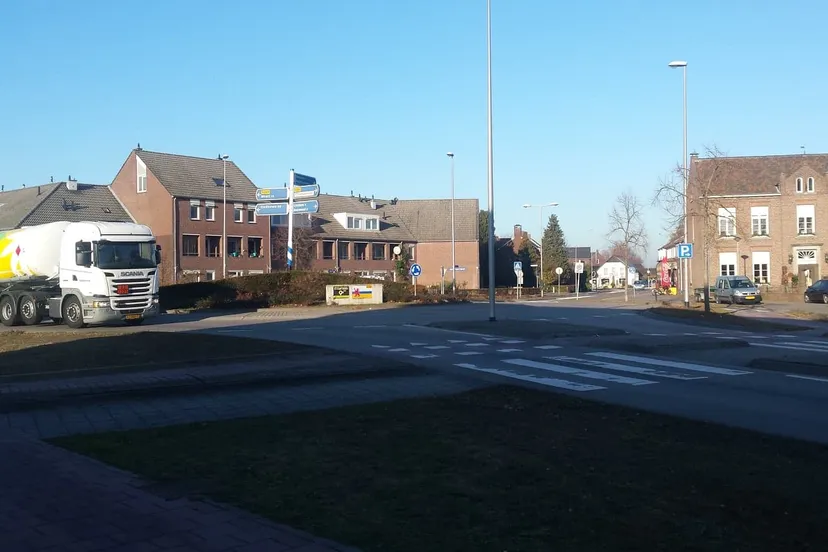 46523942 307734299834857 171388548233035776 n