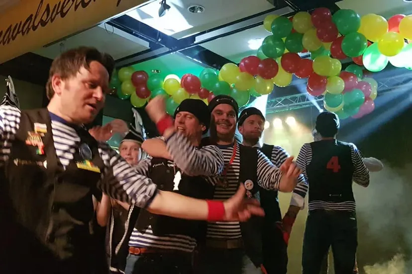 49342490 1435052879963473 5668038185565814784 o