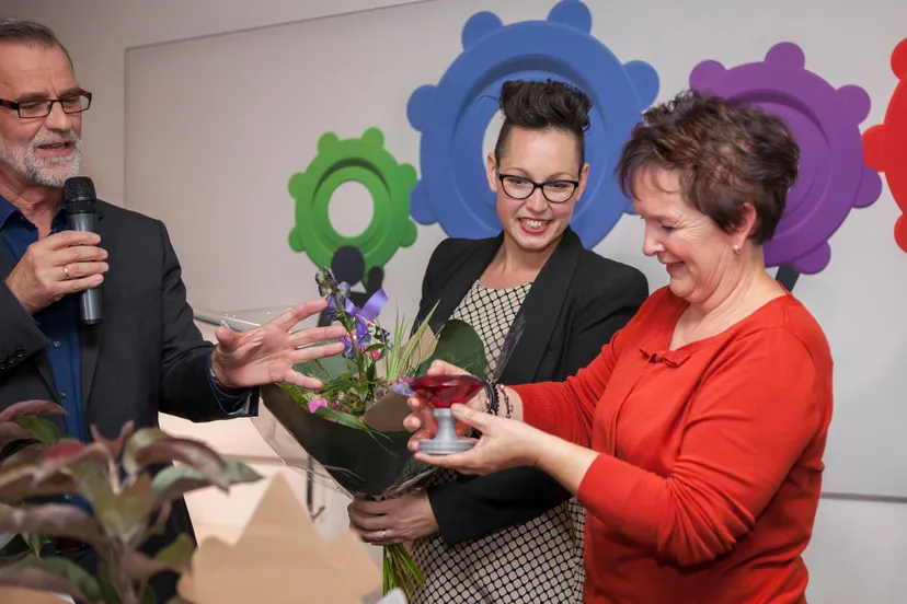 60957318 329431001031637 7635345649101176832 o