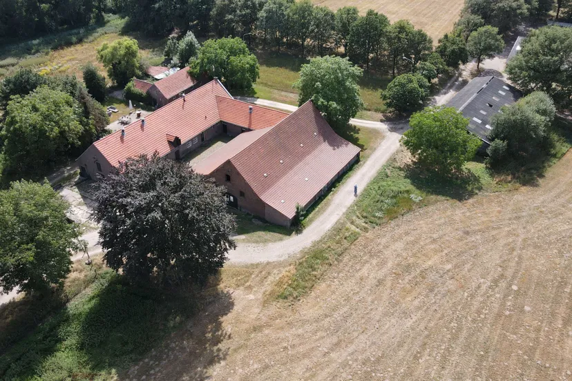 dji 0429bew 2576x1449 1