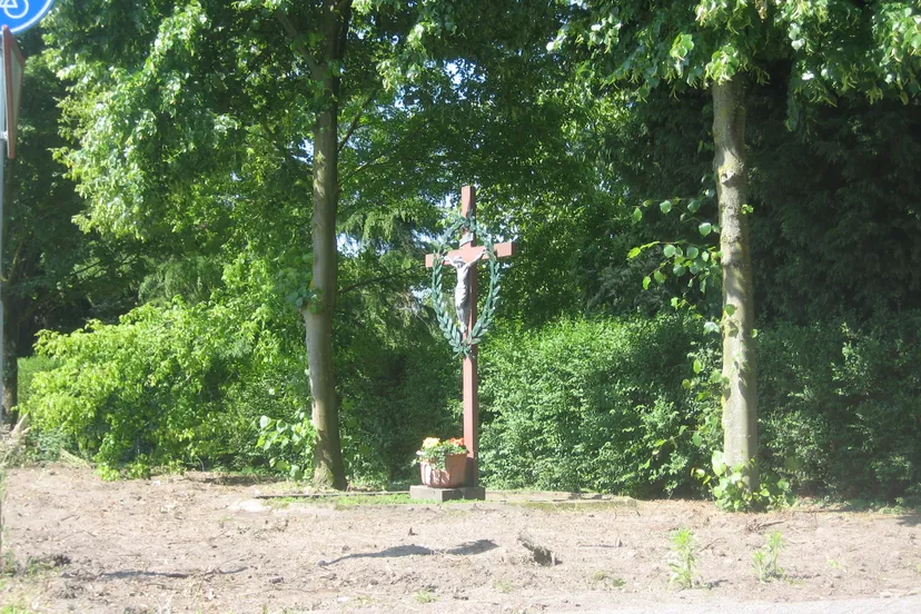 kruisbeeld roggel kleine laak 1
