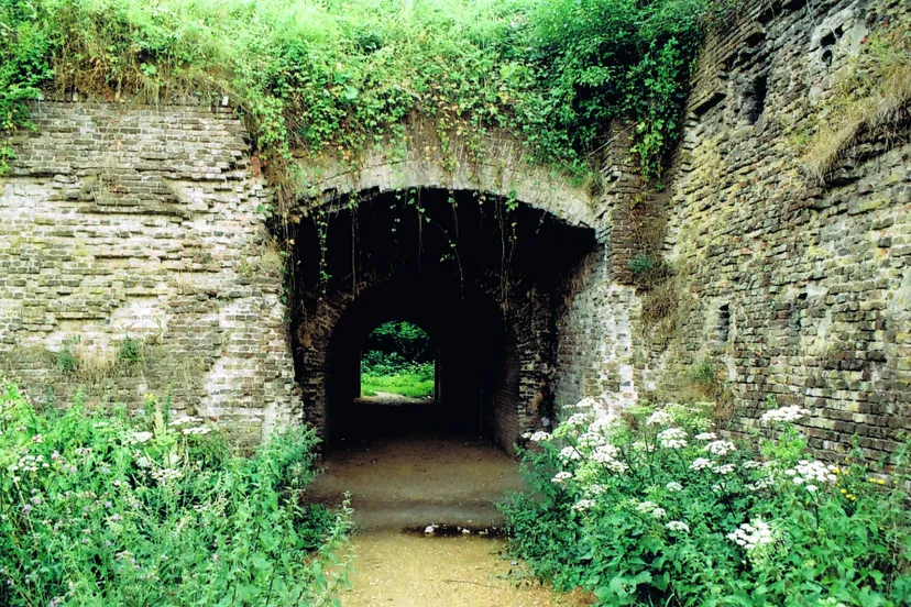 maastricht tunnel in hoge fronten