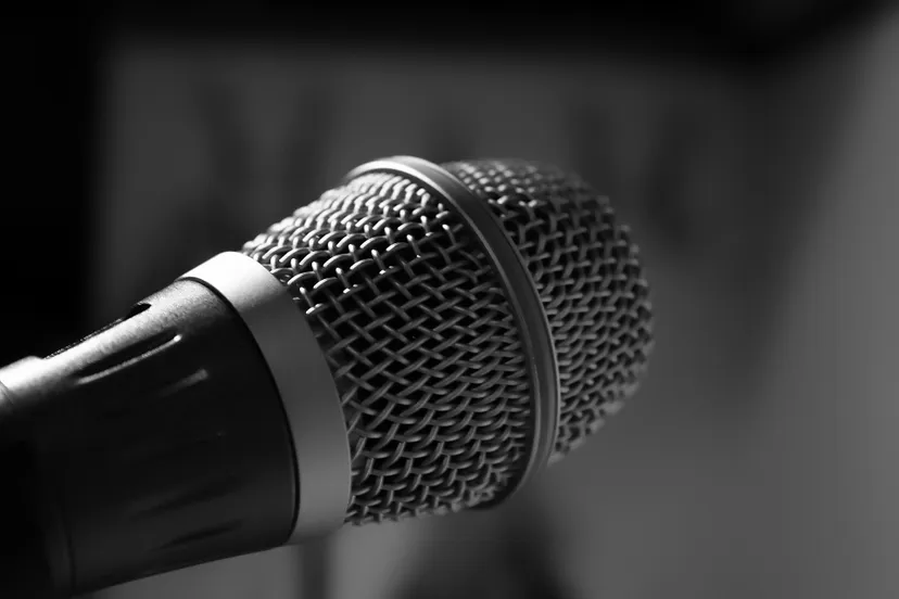 microphone 482250 1920