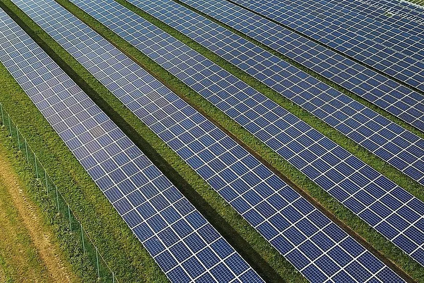 photovoltaic 4525178 1920