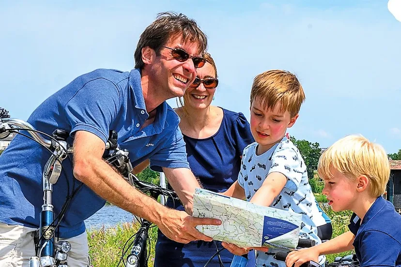 poster familiefietstocht nl